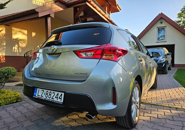 Toyota Auris cena 41900 przebieg: 227000, rok produkcji 2015 z Zamość małe 191